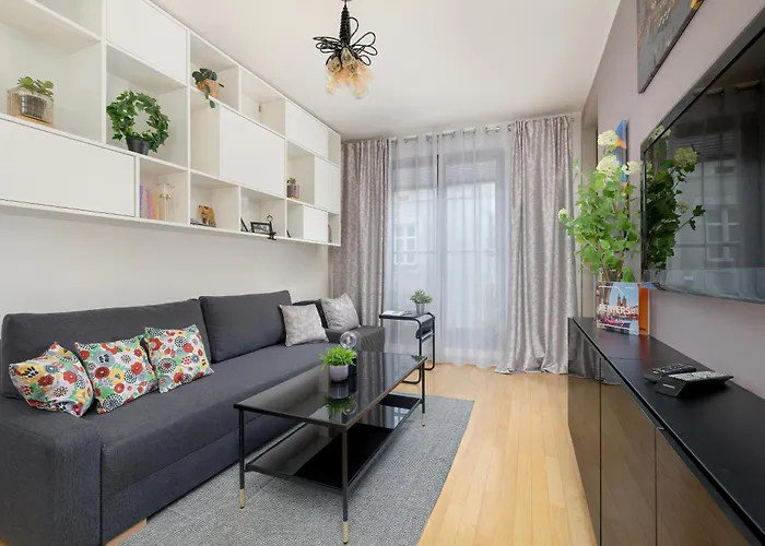 Beautiful Apartament With Free Parking In Kazimierz District By Noclegi Renters